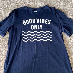 Good Vibes Only T-shirt